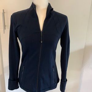 Lululemon Define jacket in navy. Worn 1x. Sz. 8.